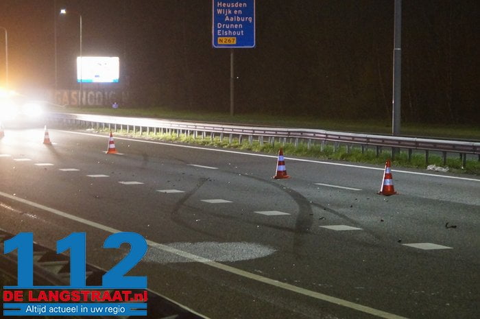 Gewonden door botsing met vrachtwagen op A59 bij Nieuwkuijk, sportauto met schunnige tekst brandt uit 22 Gewonden door botsing met vrachtwagen op A59 bij Nieuwkuijk, sportauto met schunnige tekst brandt uit 112 De Langstraat