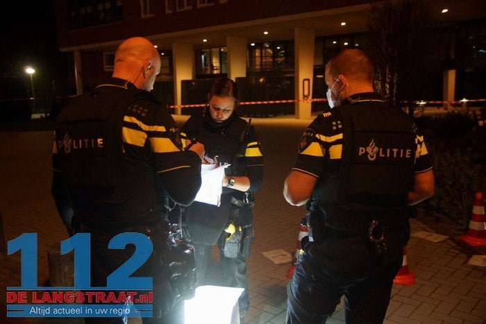 Hulzen gevonden bij verzorgingstehuis na melding van schietincident 15 Hulzen gevonden bij verzorgingstehuis na melding van schietincident 112 De Langstraat