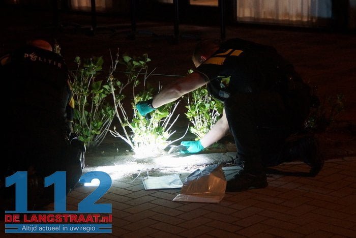 Hulzen gevonden bij verzorgingstehuis na melding van schietincident 22 Hulzen gevonden bij verzorgingstehuis na melding van schietincident 112 De Langstraat