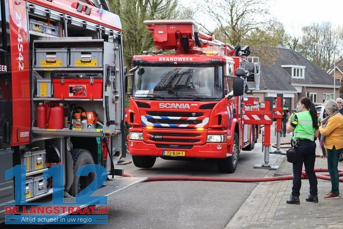 Schade groot na brand in rieten dak van villa in Drunen 8 Schade groot na brand in rieten dak van villa in Drunen 112 De Langstraat