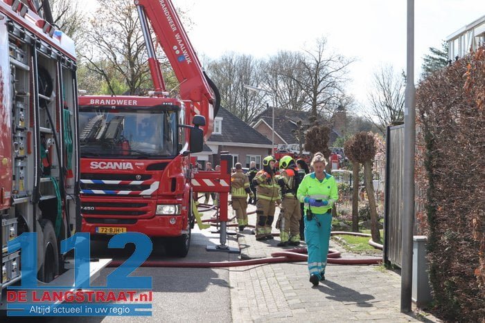 Schade groot na brand in rieten dak van villa in Drunen 14 Schade groot na brand in rieten dak van villa in Drunen 112 De Langstraat