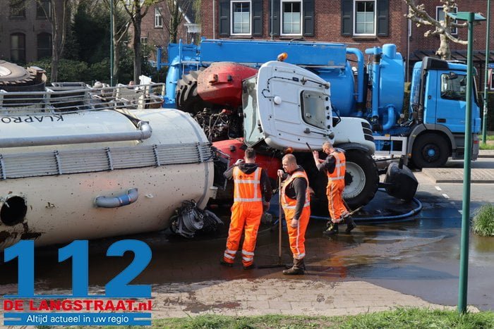 Ravage en stank door gekantelde tractor met giertank op rotonde in Dongen 18 Ravage en stank door gekantelde tractor met giertank op rotonde in Dongen 112 De Langstraat