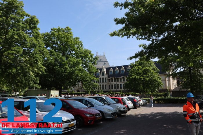 Brand bij show Raveleijn in Efteling, vlammen slaan uit decorstuk 2 Brand bij show Raveleijn in Efteling, vlammen slaan uit decorstuk 112 De Langstraat