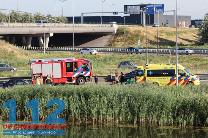 Automobilist met spoed naar het ziekenhuis Waalwijk 1 Automobilist met spoed naar het ziekenhuis Waalwijk 112 De Langstraat