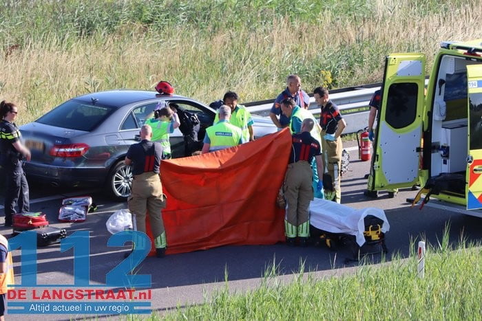 Automobilist met spoed naar het ziekenhuis Waalwijk 7 Automobilist met spoed naar het ziekenhuis Waalwijk 112 De Langstraat
