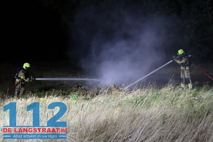 Hooibalen in brand Halve Zolenpad Sprang-Capelle 10 Hooibalen in brand Halve Zolenpad Sprang-Capelle 112 De Langstraat