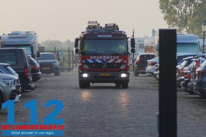 Persoon met gemotoriseerde sup-board raakt gewond op Bergsche Maas bij Heusden 8 Persoon met gemotoriseerde sup-board raakt gewond op Bergsche Maas bij Heusden 112 De Langstraat