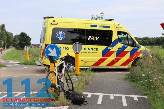 Fietser gewond na botsing met wielrenner Waspik 8 Fietser gewond na botsing met wielrenner Waspik 112 De Langstraat