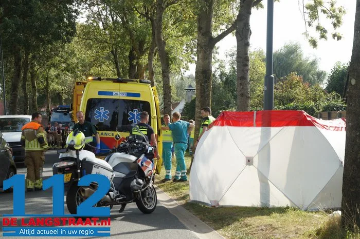 Fietser overleden na aanrijding met vrachtwagen Sprang-Capelle 10 Fietser overleden na aanrijding met vrachtwagen Sprang-Capelle 112 De Langstraat