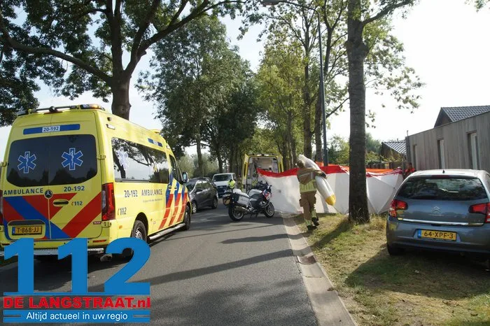 Fietser overleden na aanrijding met vrachtwagen Sprang-Capelle 16 Fietser overleden na aanrijding met vrachtwagen Sprang-Capelle 112 De Langstraat