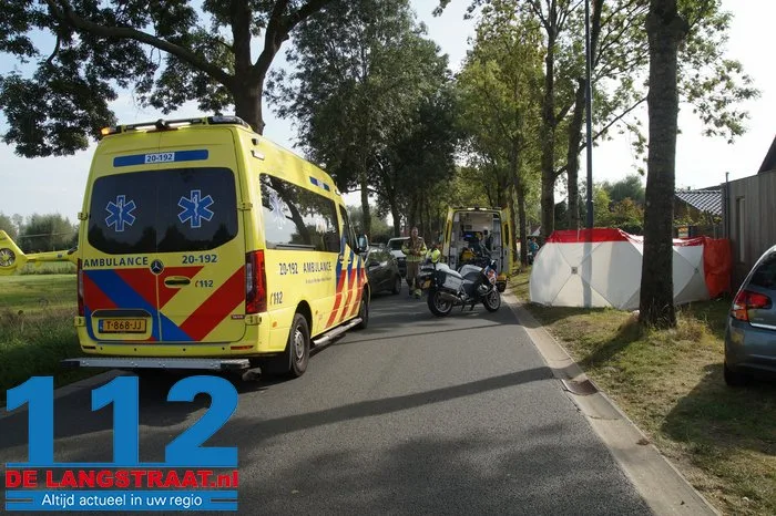 Fietser overleden na aanrijding met vrachtwagen Sprang-Capelle 21 Fietser overleden na aanrijding met vrachtwagen Sprang-Capelle 112 De Langstraat