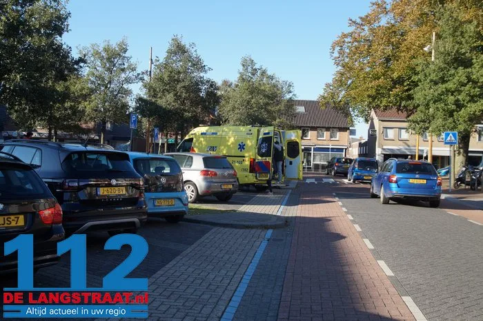 Gewonde bij steekpartij in Drunen, politie gaat met meerdere eenheden ter plaatse 1 Gewonde bij steekpartij in Drunen, politie gaat met meerdere eenheden ter plaatse 112 De Langstraat