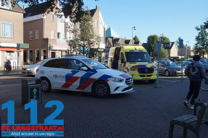 Gewonde bij steekpartij in Drunen, politie gaat met meerdere eenheden ter plaatse 3 Gewonde bij steekpartij in Drunen, politie gaat met meerdere eenheden ter plaatse 112 De Langstraat