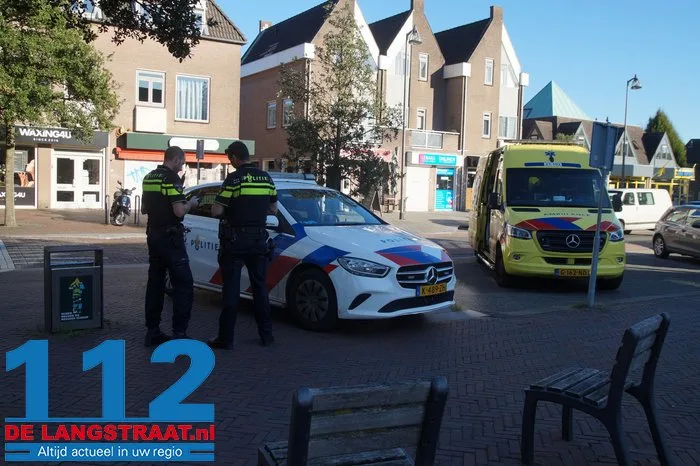 Gewonde bij steekpartij in Drunen, politie gaat met meerdere eenheden ter plaatse 4 Gewonde bij steekpartij in Drunen, politie gaat met meerdere eenheden ter plaatse 112 De Langstraat