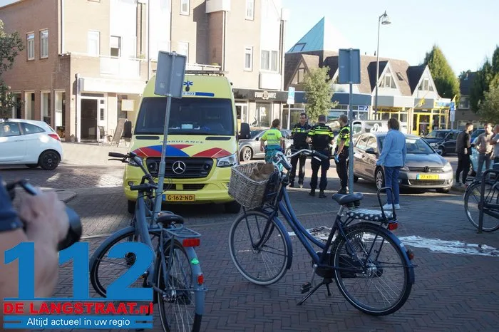 Gewonde bij steekpartij in Drunen, politie gaat met meerdere eenheden ter plaatse 5 Gewonde bij steekpartij in Drunen, politie gaat met meerdere eenheden ter plaatse 112 De Langstraat