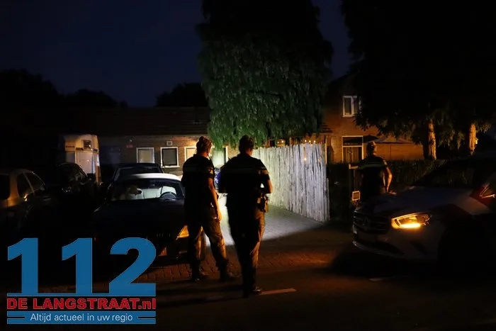 Dronken man in motorpak mét motor gevonden in greppel, vertelt politie dat hij niet op de motor reed 6 Dronken man in motorpak mét motor gevonden in greppel, vertelt politie dat hij niet op de motor reed 112 De Langstraat