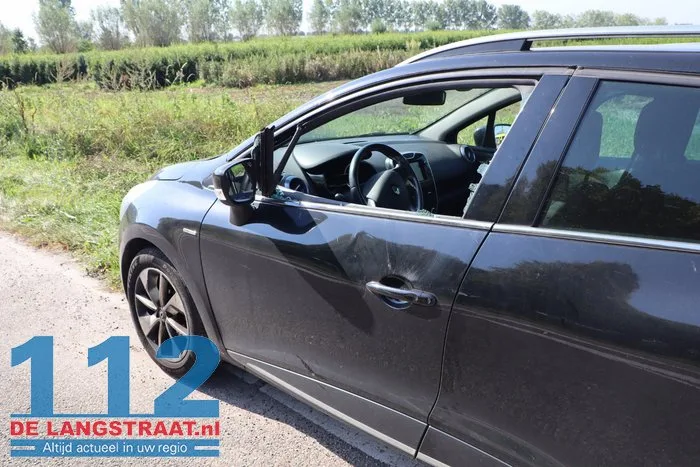 Motorrijder gewond na botsing op rotonde Dongen 9 Motorrijder gewond na botsing op rotonde Dongen 112 De Langstraat