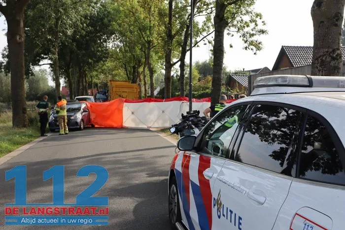 Fietser overleden na aanrijding met vrachtwagen Sprang-Capelle 2 Fietser overleden na aanrijding met vrachtwagen Sprang-Capelle 112 De Langstraat