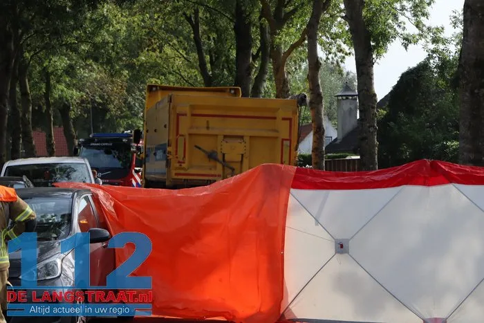 Fietser overleden na aanrijding met vrachtwagen Sprang-Capelle 3 Fietser overleden na aanrijding met vrachtwagen Sprang-Capelle 112 De Langstraat