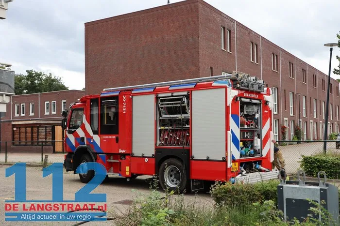 Bewoners moeten Waalwijks complex verlaten door brand 5 Bewoners moeten Waalwijks complex verlaten door brand 112 De Langstraat