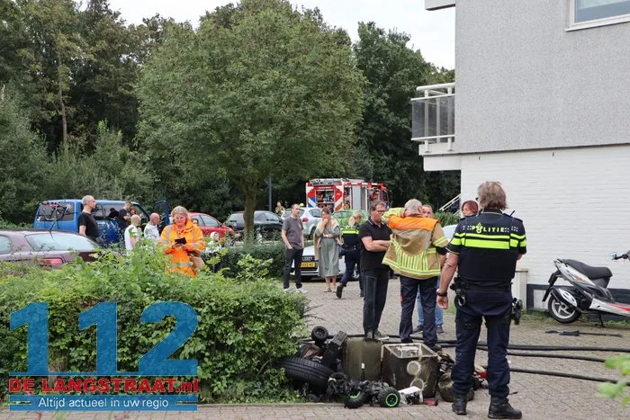 Bewoners moeten Waalwijks complex verlaten door brand 16 Bewoners moeten Waalwijks complex verlaten door brand 112 De Langstraat