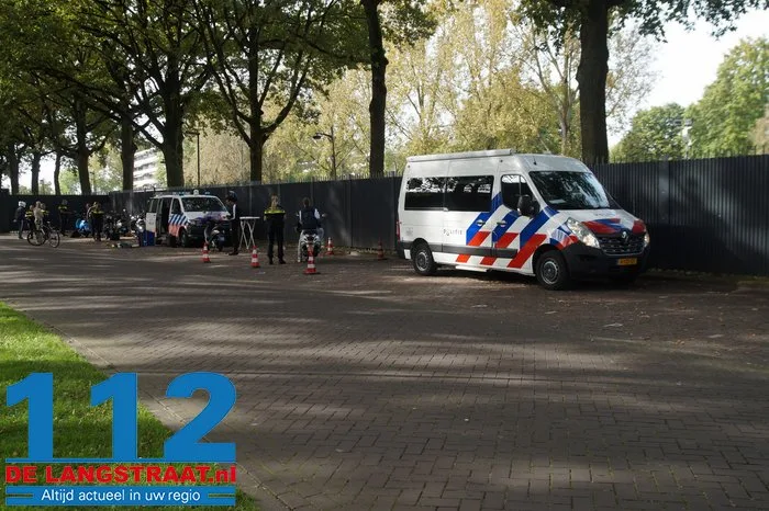 Bromfiets- en scootercontrole Olympiaweg Waalwijk 10 Bromfiets- en scootercontrole Olympiaweg Waalwijk 112 De Langstraat