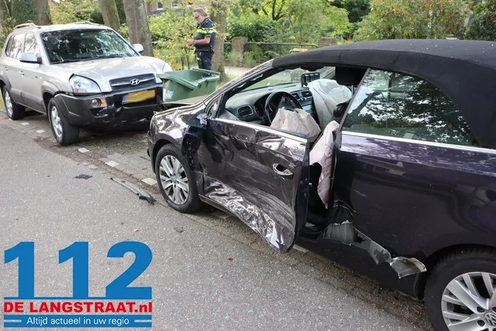 Grote schade na ongeluk in Loon op Zand, drie auto’s weggetakeld 7 Grote schade na ongeluk in Loon op Zand, drie auto’s weggetakeld 112 De Langstraat