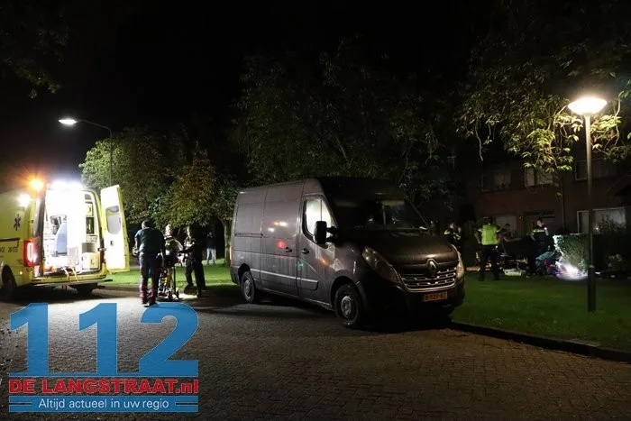 Twee mensen zwaargewond door steekpartij in Sprang-Capelle, verdachte aangehouden 4 Twee mensen zwaargewond door steekpartij in Sprang-Capelle, verdachte aangehouden 112 De Langstraat