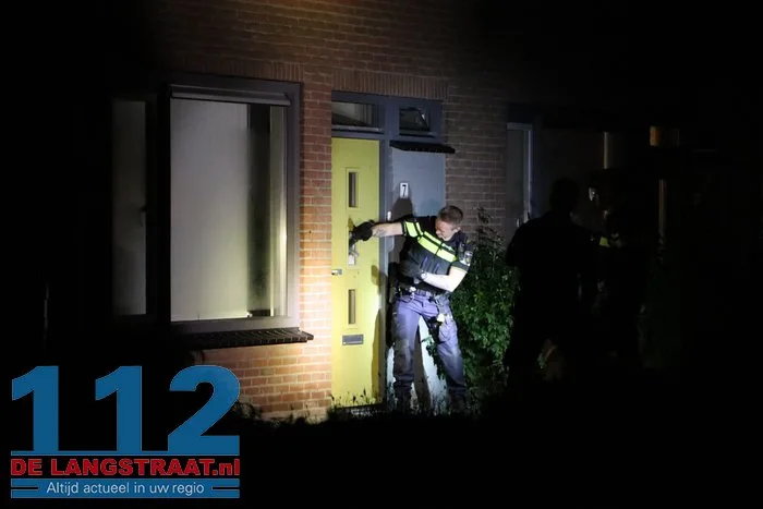 Twee mensen zwaargewond door steekpartij in Sprang-Capelle, verdachte aangehouden 11 Twee mensen zwaargewond door steekpartij in Sprang-Capelle, verdachte aangehouden 112 De Langstraat