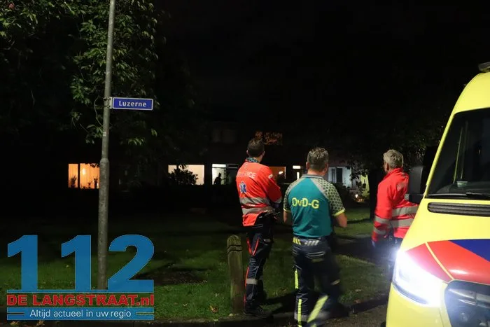 Twee mensen zwaargewond door steekpartij in Sprang-Capelle, verdachte aangehouden 17 Twee mensen zwaargewond door steekpartij in Sprang-Capelle, verdachte aangehouden 112 De Langstraat