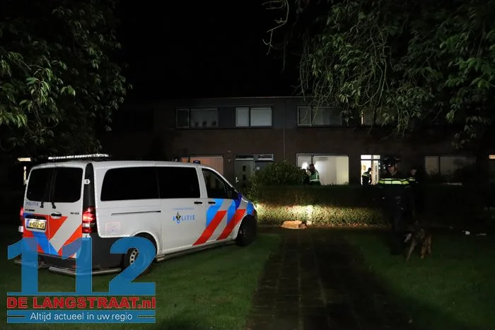 Twee mensen zwaargewond door steekpartij in Sprang-Capelle, verdachte aangehouden 19 Twee mensen zwaargewond door steekpartij in Sprang-Capelle, verdachte aangehouden 112 De Langstraat