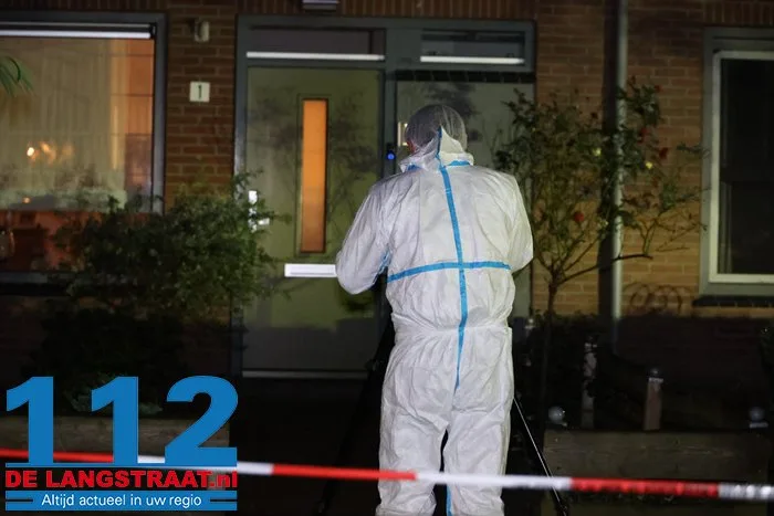 Twee mensen zwaargewond door steekpartij in Sprang-Capelle, verdachte aangehouden 26 Twee mensen zwaargewond door steekpartij in Sprang-Capelle, verdachte aangehouden 112 De Langstraat