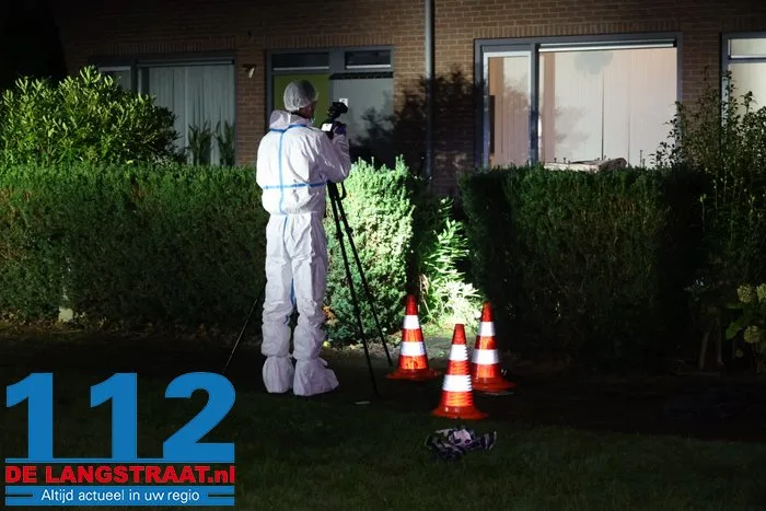 Twee mensen zwaargewond door steekpartij in Sprang-Capelle, verdachte aangehouden 29 Twee mensen zwaargewond door steekpartij in Sprang-Capelle, verdachte aangehouden 112 De Langstraat