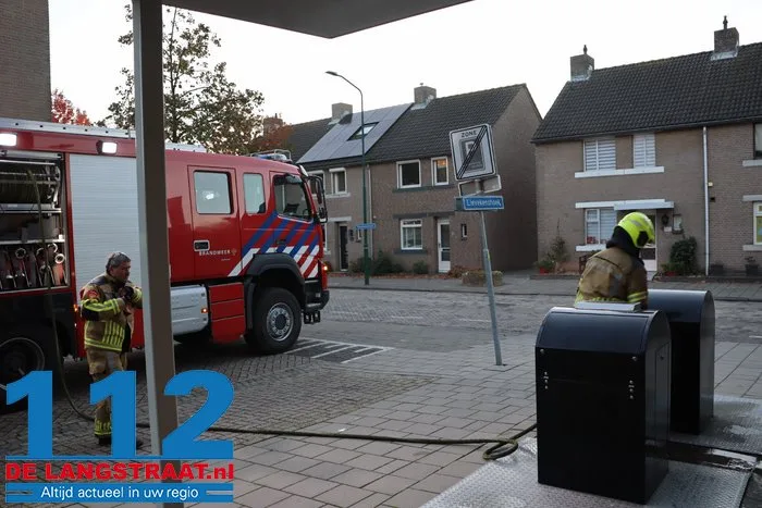 Ondergrondse papiercontainer in brand Kaatsheuvel 3 Ondergrondse papiercontainer in brand Kaatsheuvel 112 De Langstraat