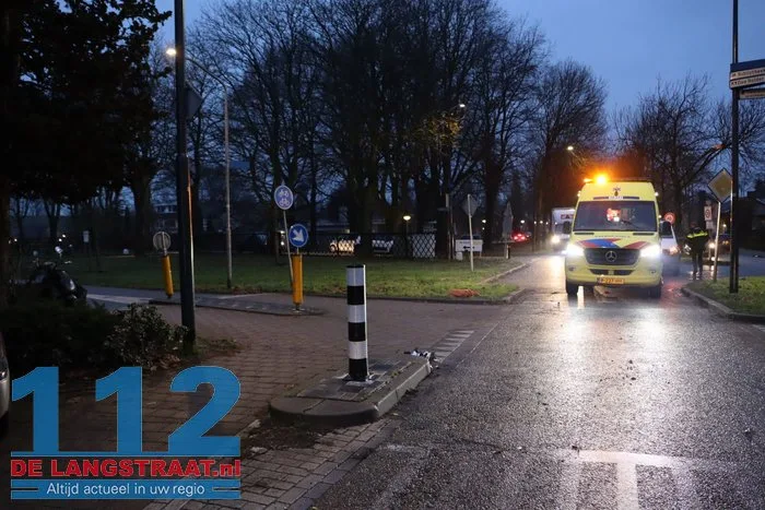 Scooterrijder gewond na botsing met auto Waspik 10 Scooterrijder gewond na botsing met auto Waspik 112 De Langstraat