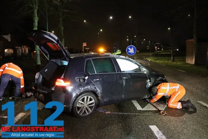Auto over de kop Gemeenteweg Dongen 6 Auto over de kop Gemeenteweg Dongen 112 De Langstraat