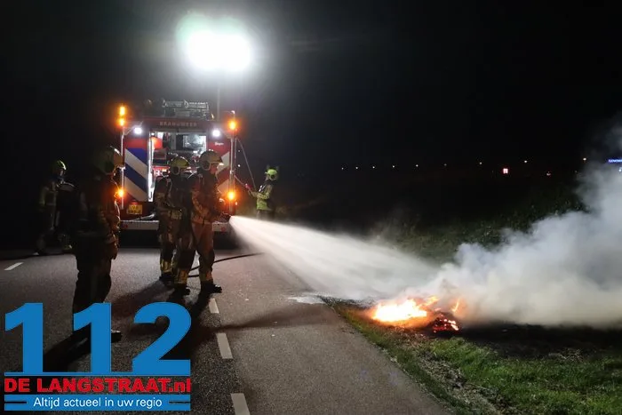 Weer autobanden in brand Westeinde 112 De Langstraat