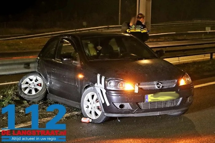 Automobilist gewond naar het ziekenhuis door botsing op de Midden-Brabantweg in Kaatsheuvel 8 Automobilist gewond naar het ziekenhuis door botsing op de Midden-Brabantweg in Kaatsheuvel 112 De Langstraat