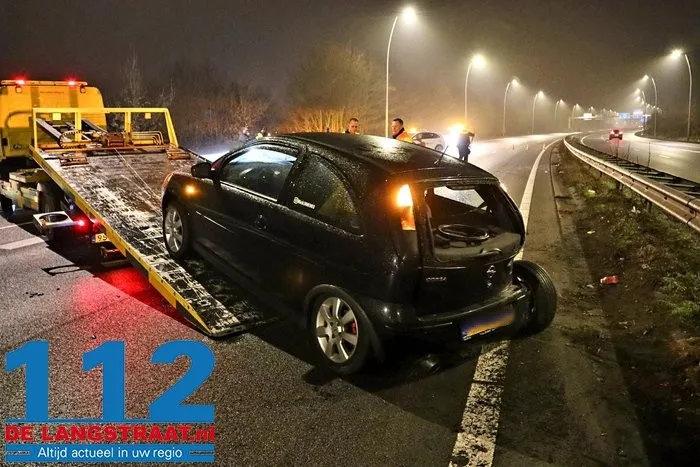 Automobilist gewond naar het ziekenhuis door botsing op de Midden-Brabantweg in Kaatsheuvel 17 Automobilist gewond naar het ziekenhuis door botsing op de Midden-Brabantweg in Kaatsheuvel 112 De Langstraat