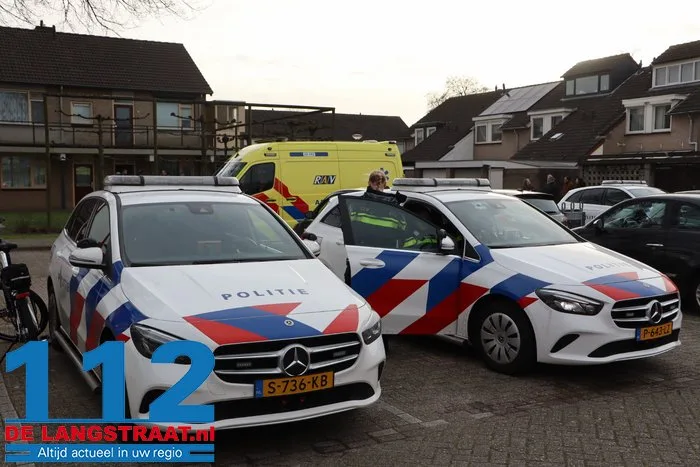 Doorgedraaide man sticht brand in zijn eigen appartement 17 Doorgedraaide man sticht brand in zijn eigen appartement 112 De Langstraat