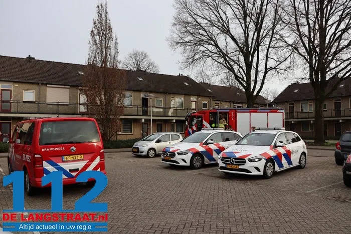 Doorgedraaide man sticht brand in zijn eigen appartement 18 Doorgedraaide man sticht brand in zijn eigen appartement 112 De Langstraat