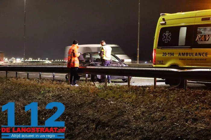 Eenzijdig ongeval op de A59 (Maasroute) Waalwijk 3 Eenzijdig ongeval op de A59 (Maasroute) Waalwijk 112 De Langstraat