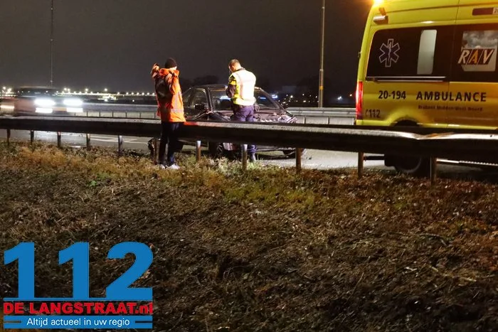 Eenzijdig ongeval op de A59 (Maasroute) Waalwijk 4 Eenzijdig ongeval op de A59 (Maasroute) Waalwijk 112 De Langstraat