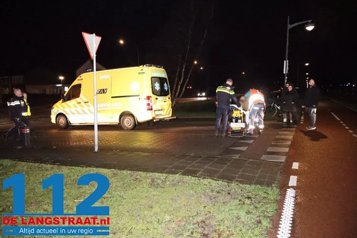 Man op elektrische step raakt gewond bij botsing met auto op het Halve Zolenpad Waalwijk 2 Man op elektrische step raakt gewond bij botsing met auto op het Halve Zolenpad Waalwijk 112 De Langstraat