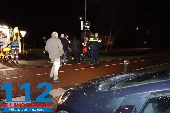 Man op elektrische step raakt gewond bij botsing met auto op het Halve Zolenpad Waalwijk 5 Man op elektrische step raakt gewond bij botsing met auto op het Halve Zolenpad Waalwijk 112 De Langstraat