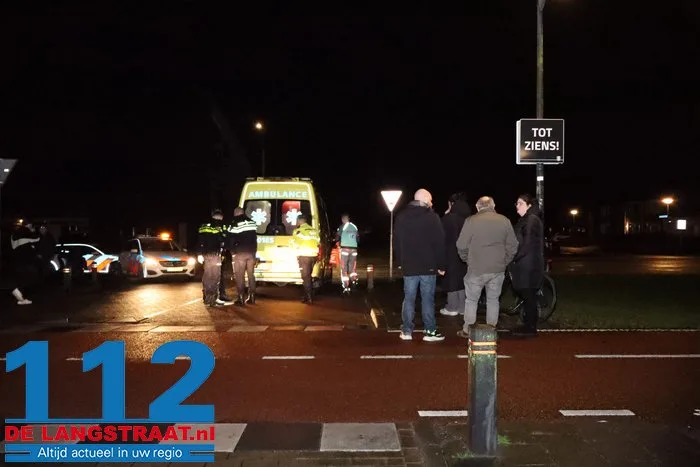 Man op elektrische step raakt gewond bij botsing met auto op het Halve Zolenpad Waalwijk 8 Man op elektrische step raakt gewond bij botsing met auto op het Halve Zolenpad Waalwijk 112 De Langstraat