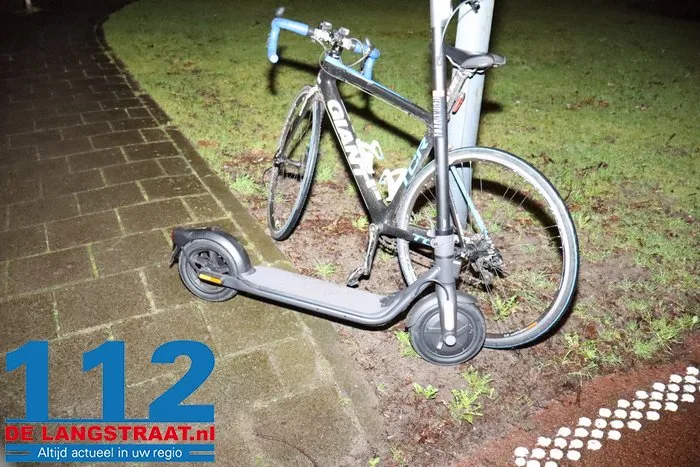 Man op elektrische step raakt gewond bij botsing met auto op het Halve Zolenpad Waalwijk 9 Man op elektrische step raakt gewond bij botsing met auto op het Halve Zolenpad Waalwijk 112 De Langstraat