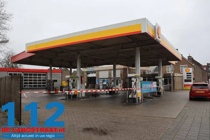 Stroomstoring in centrum van Kaatsheuvel: mensen op gemeentehuis vast in de lift 3 Stroomstoring in centrum van Kaatsheuvel: mensen op gemeentehuis vast in de lift 112 De Langstraat