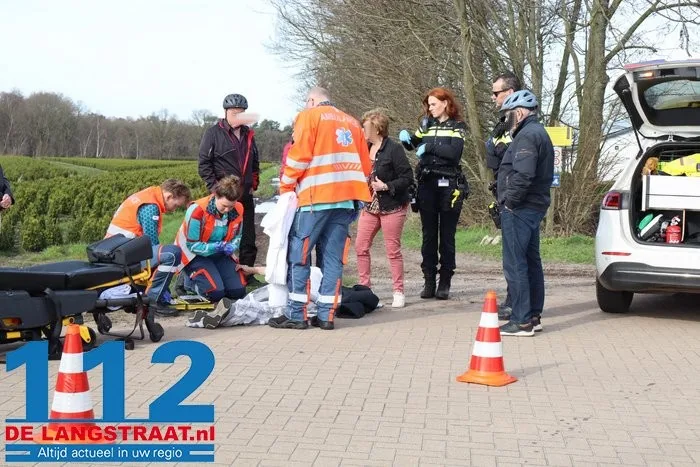 Fietser gewond bij harde val aan de Margrietweg in Drunen 7 Fietser gewond bij harde val aan de Margrietweg in Drunen 112 De Langstraat