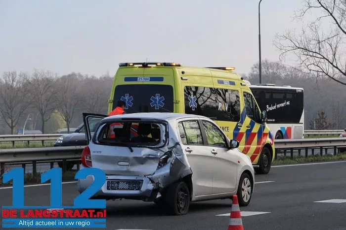 A59 dicht tussen Waalwijk en Heusden door ongeluk, bestuurder gewond 112 De Langstraat